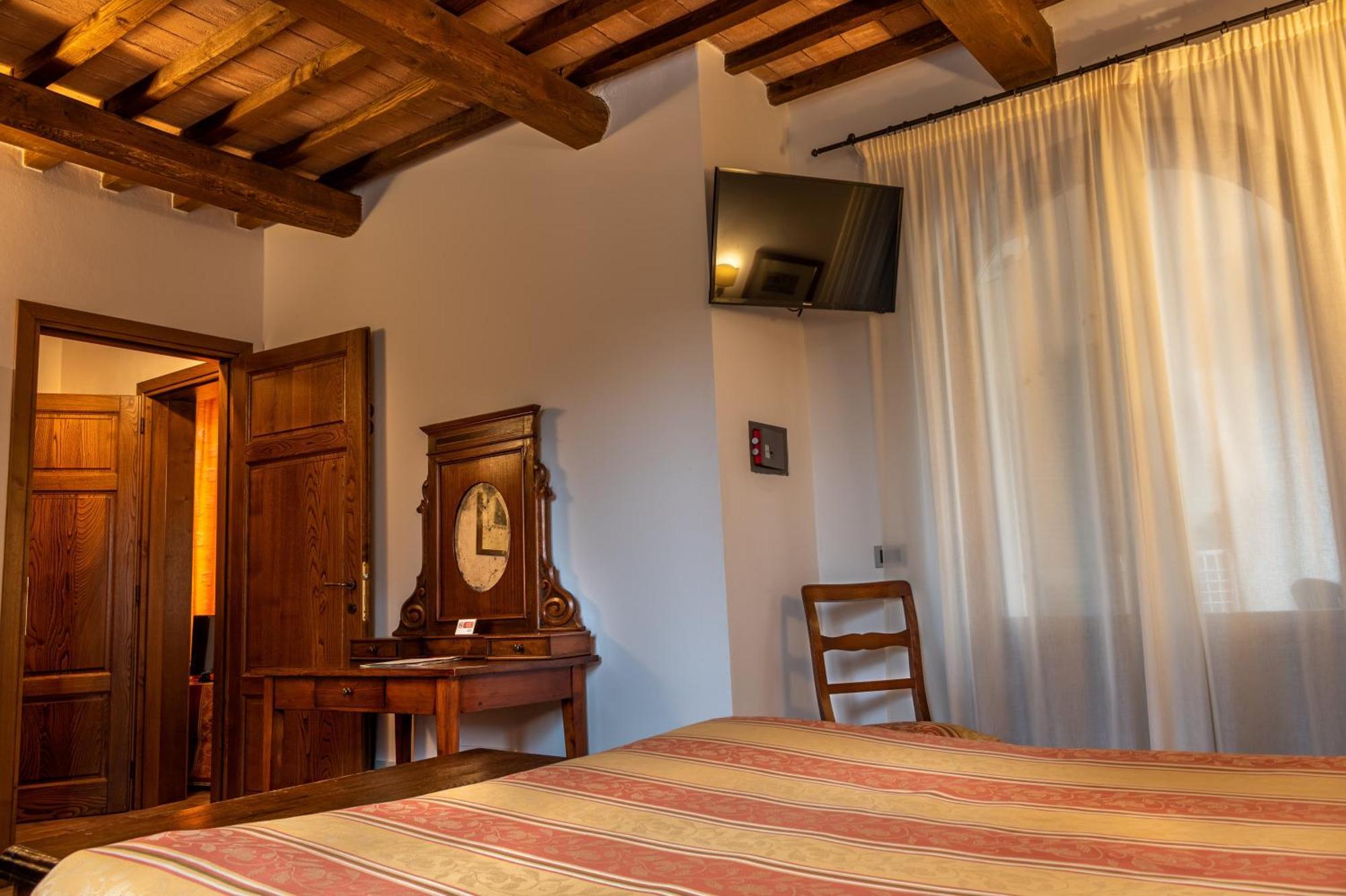 Hotel La Fonte Del Cerro Saturnia Εξωτερικό φωτογραφία